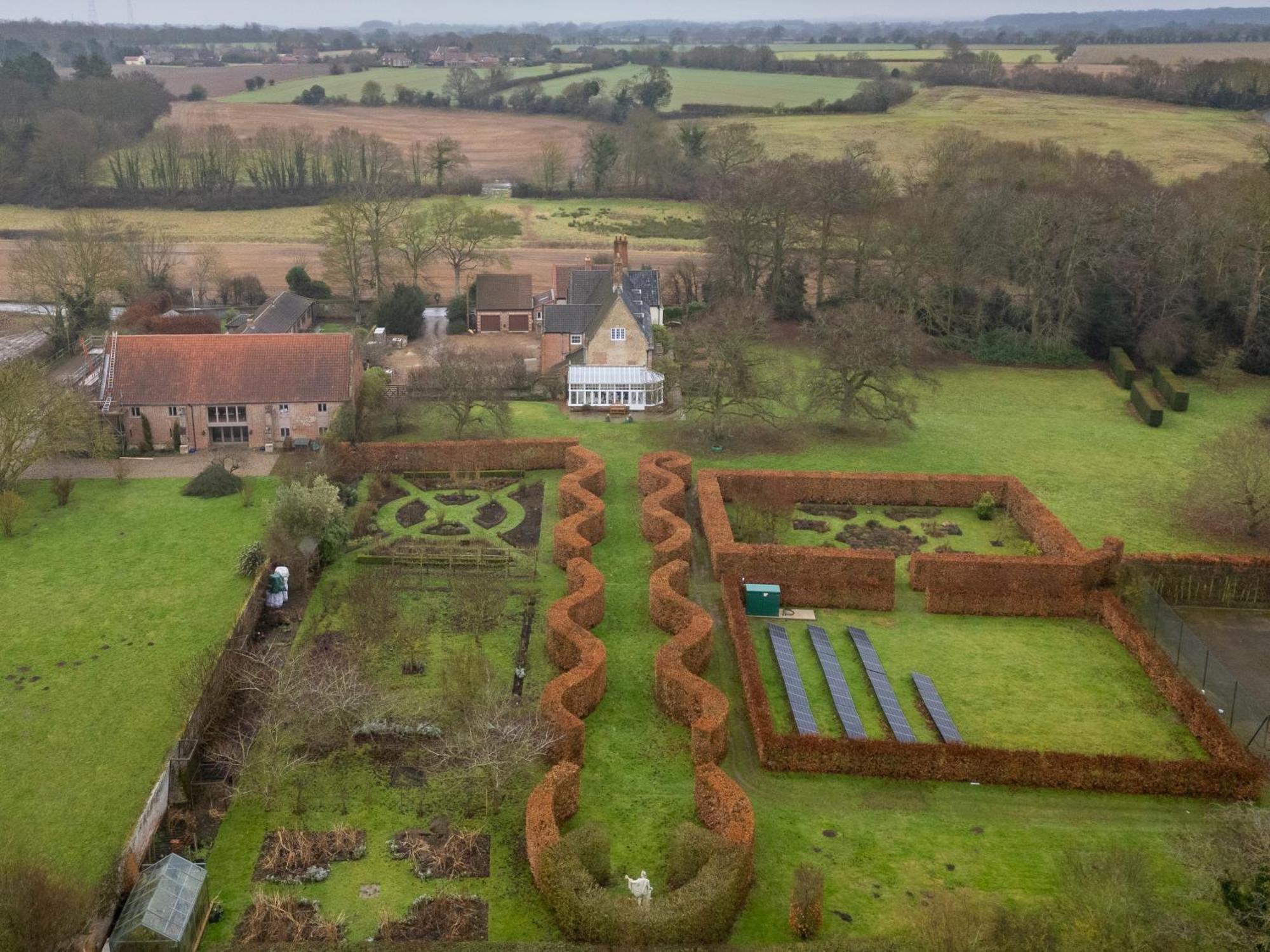 Swafield Hall Luaran gambar