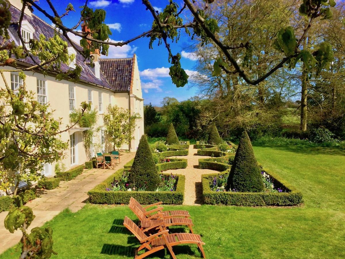 Swafield Hall Luaran gambar